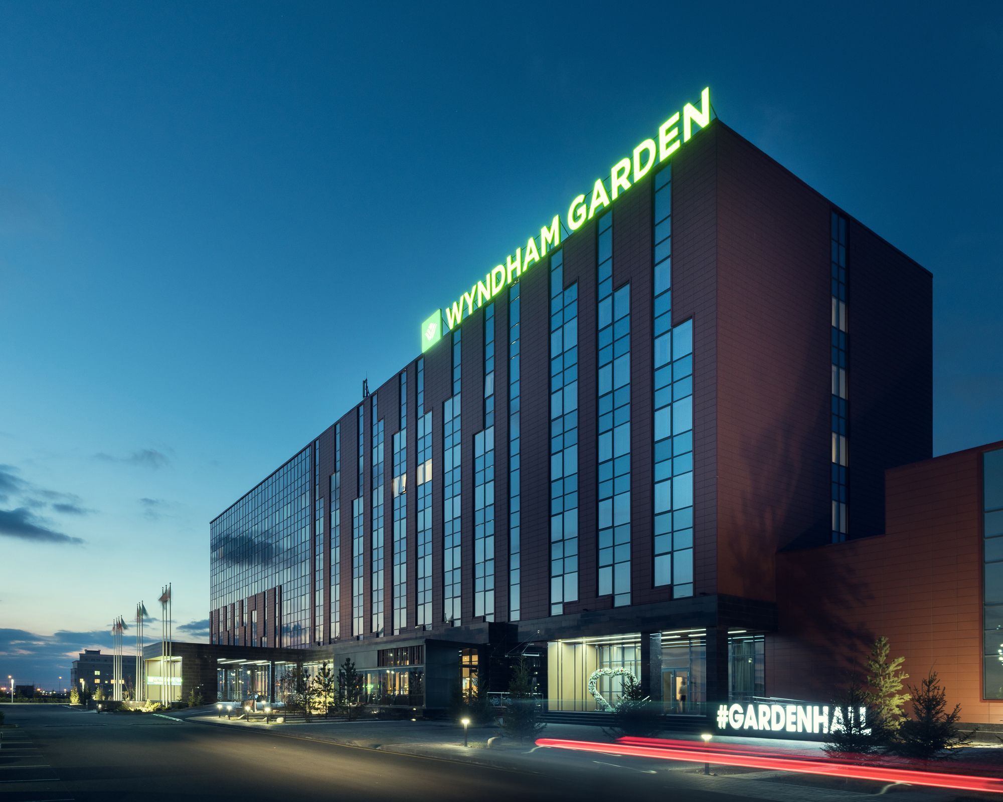 Wyndham Garden Astana Hotel Exterior photo